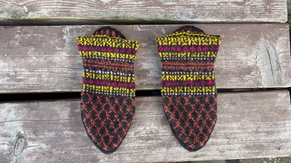 Georgian Traditional Slippers "Chiti"  